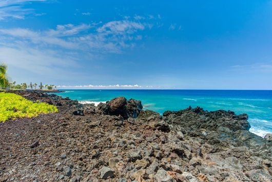 Keauhou Kona Surf and Racquet Club Townhome 177 − 2 Bedroom Oceanfront ...