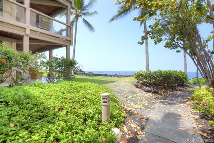 Keauhou Kona Surf And Racquet Club Condo 2-302 − 3 Bedroom Oceanfront 